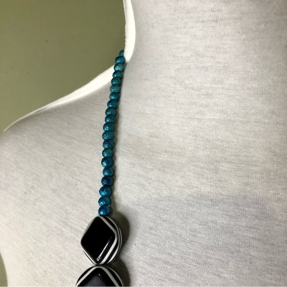 Handmade Metallic Turquoise and Black/White Necklace Medium Length - Picture 7 of 8